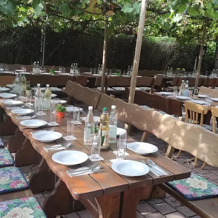 Landgasthof Taubertal Kır Evi *